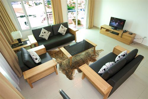 Simpson Bay Suites エクステリア 写真